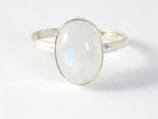 Ovale zilveren ring met regenboog maansteen afbeelding 4