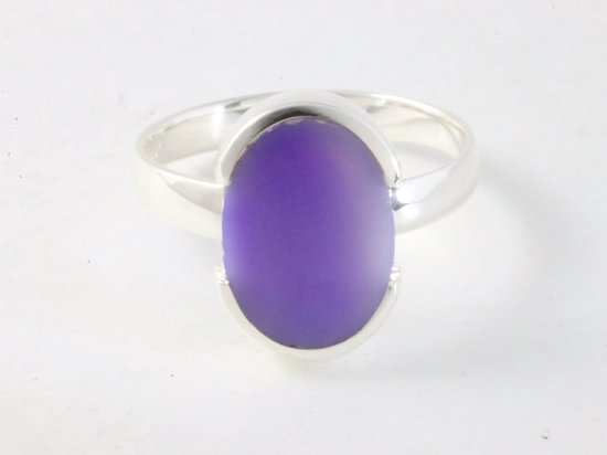 Hoogglans zilveren ring met paarse agaat afbeelding 4