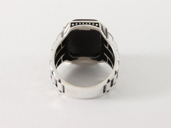 Bewerkte zilveren herenring met onyx afbeelding 3