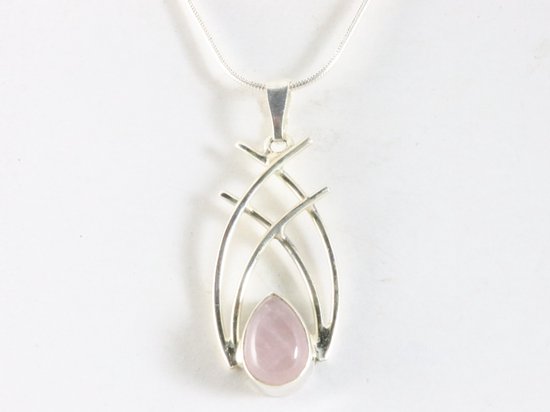 Opengewerkte zilveren hanger met rozenkwarts aan ketting afbeelding 5
