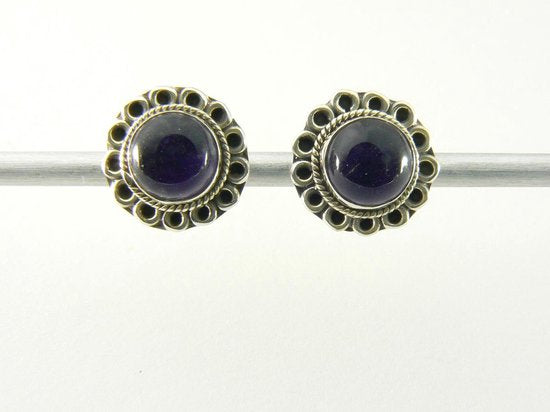 Bewerkte zilveren oorstekers met amethist afbeelding 1