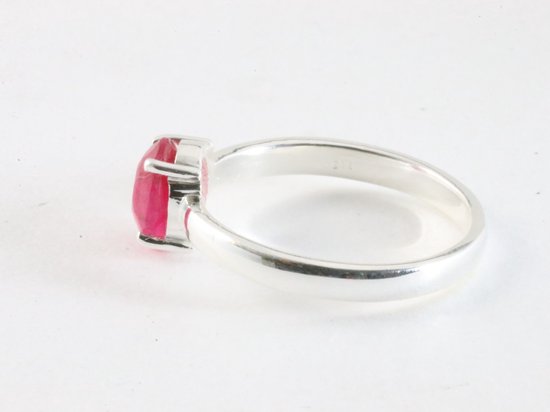 Fijne hoogglans zilveren ring met robijn afbeelding 2