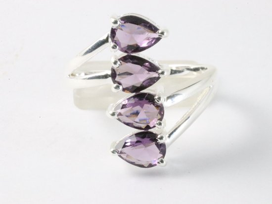 Langwerpige hoogglans zilveren ring met amethist stenen afbeelding 4