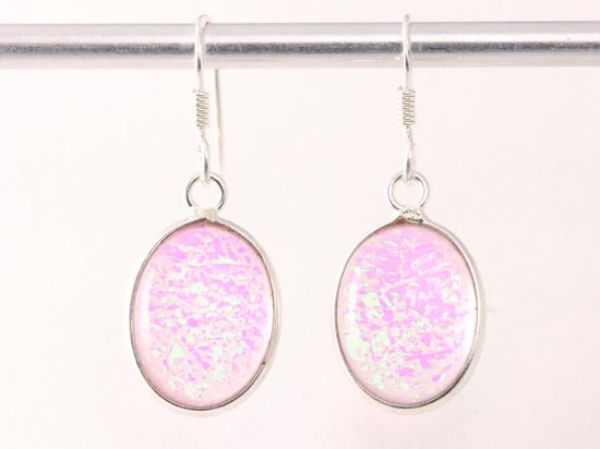 Ovale zilveren oorbellen met opaal afbeelding 4