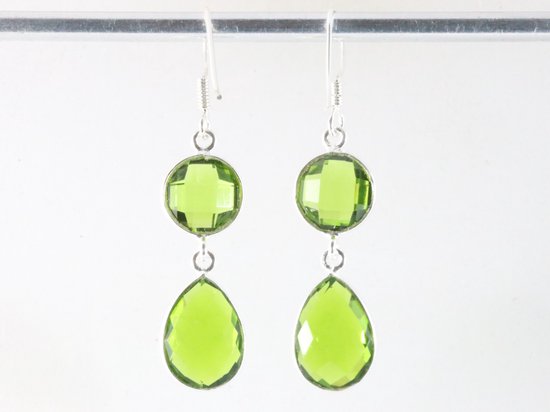 Zilveren oorbellen met peridoot afbeelding 3