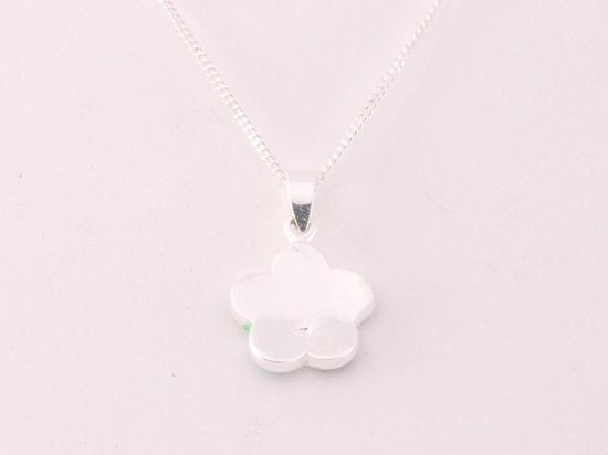 Fijne bloemvormige zilveren hanger met abalone schelp aan ketting afbeelding 3