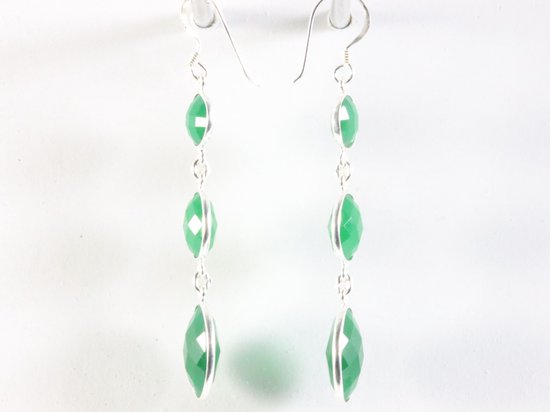 Lange zilveren oorbellen met smaragd afbeelding 2