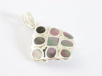 Hoogglans zilveren hanger met zwarte schelp aan ketting afbeelding 2