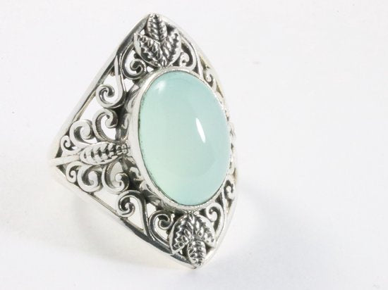 Opengewerkte zilveren ring met aqua chalcedoon afbeelding 1