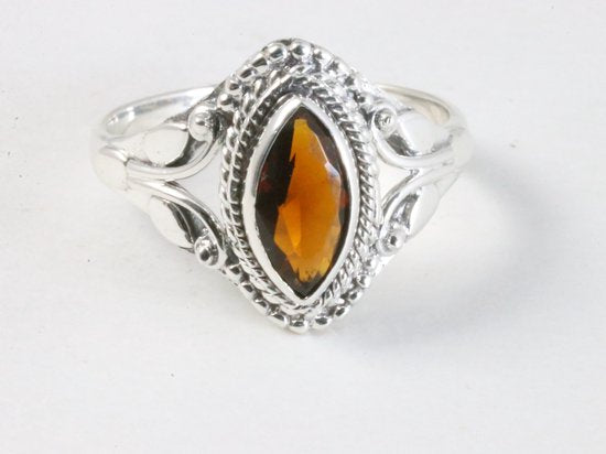 Fijne bewerkte zilveren ring met rookkwarts afbeelding 4