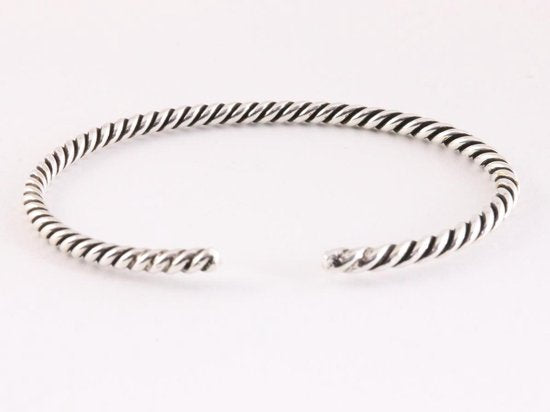 Fijne ronde zilveren klemarmband afbeelding 3