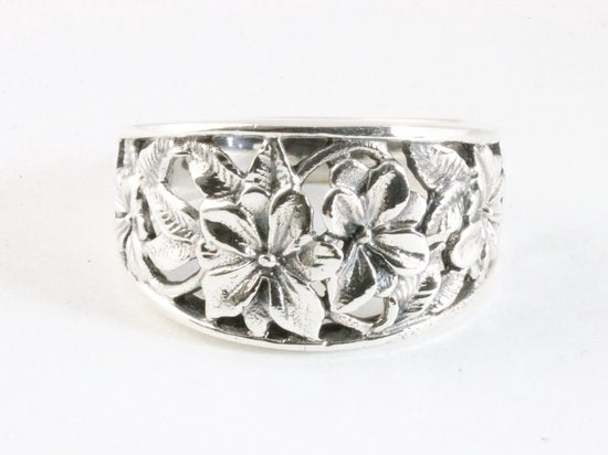 Opengewerkte zilveren ring met bloemen afbeelding 4