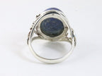 Opengewerkte zilveren ring met lapis lazuli afbeelding 3