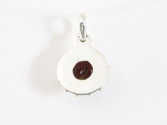 Fijne bewerkte ronde zilveren hanger met granaat afbeelding 3