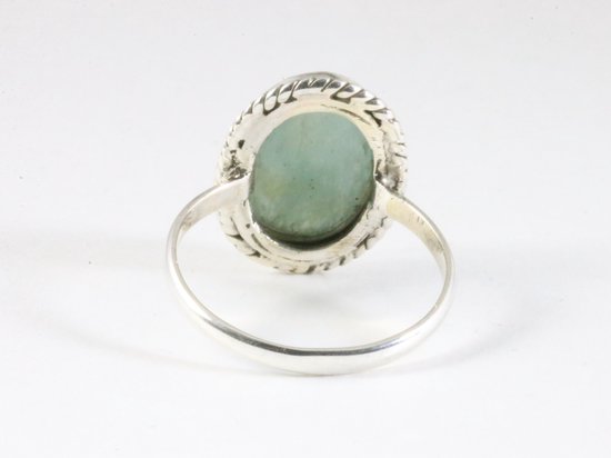Bewerkte ovale zilveren ring met gestreepte onyx afbeelding 3
