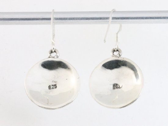 Bewerkte ronde zilveren oorbellen met blauwe schelp afbeelding 3