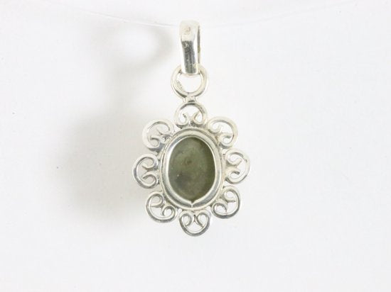 Fijne opengewerkte zilveren hanger met labradoriet afbeelding 3