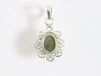 Fijne opengewerkte zilveren hanger met labradoriet afbeelding 3