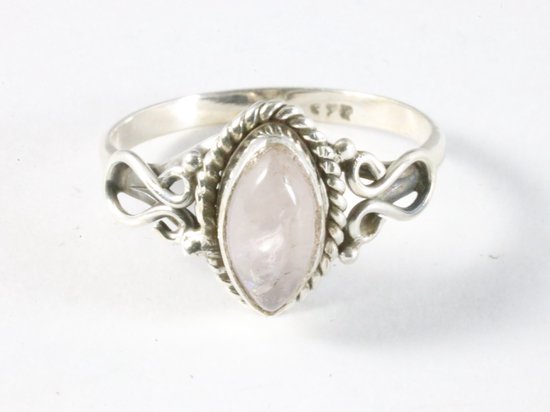 Fijne bewerkte zilveren ring met rozenkwarts afbeelding 4