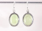 Bewerkte ovale zilveren oorbellen met prehniet afbeelding 4