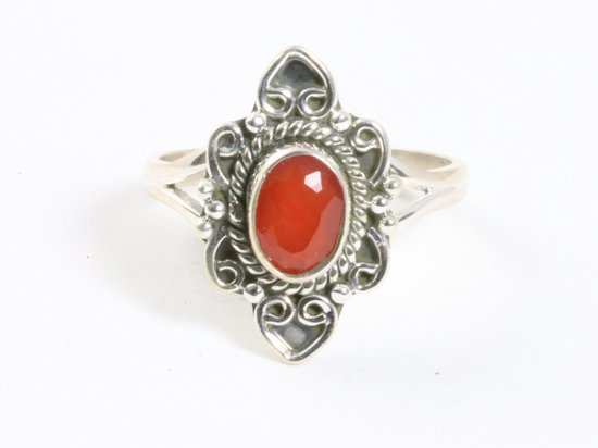 Fijne bewerkte zilveren ring met carneool afbeelding 4