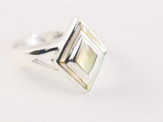 Ruitvormige zilveren ring met goudkleurige schelp afbeelding 1