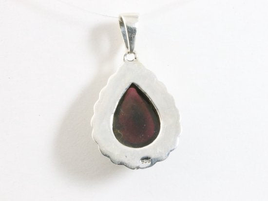 Bewerkte druppelvormige zilveren hanger met granaat afbeelding 3