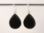 Druppelvormige zilveren oorbellen met onyx afbeelding 4