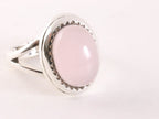 Bewerkte zilveren ring met rozenkwarts afbeelding 1