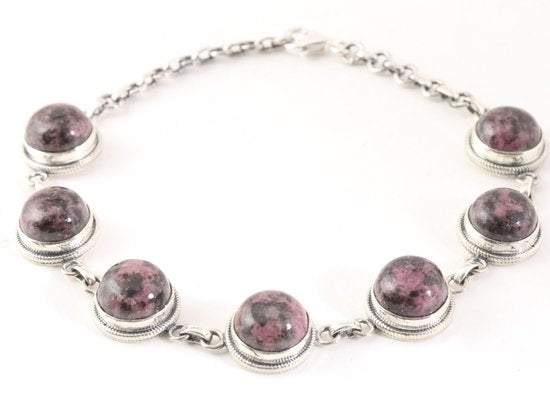 Bewerkte zilveren armband met rhodoniet afbeelding 1