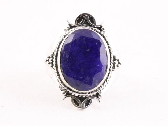 Bewerkte zilveren ring met blauwe saffier afbeelding 4