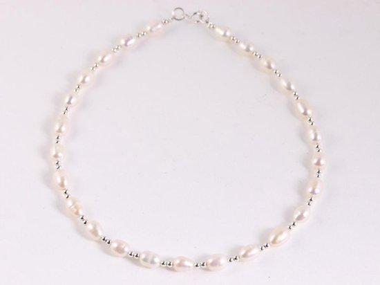 Zilveren enkelband met witte zoetwater parels afbeelding 1