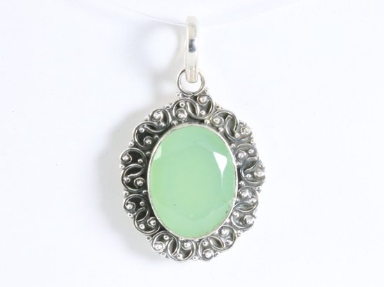 Bewerkte zilveren hanger met prehniet afbeelding 4