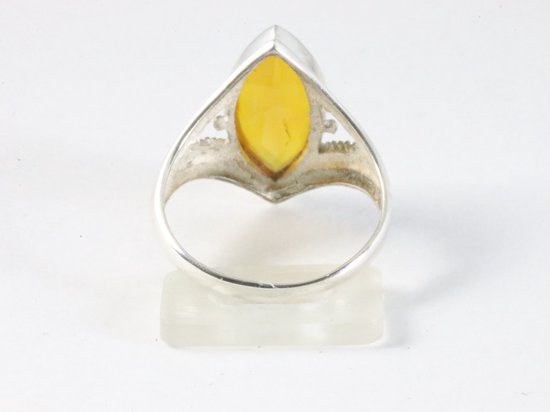 Opengewerkte zilveren ring met gele carneool afbeelding 3
