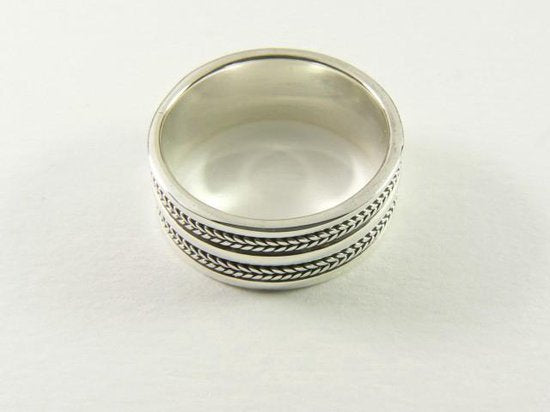 Zilveren ring met kabelpatronen afbeelding 2