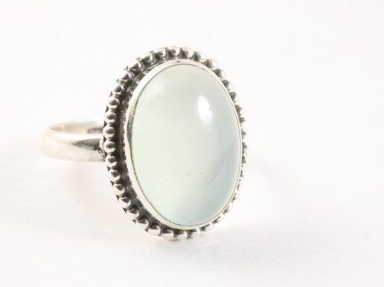 Bewerkte ovale zilveren ring met aqua chalcedoon afbeelding 1