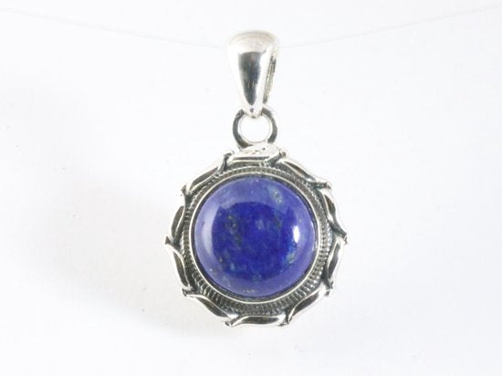Ronde bewerkte zilveren hanger met lapis lazuli afbeelding 1