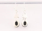 Bewerkte zilveren oorbellen met onyx afbeelding 2