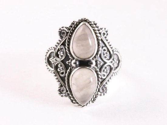 Bewerkte zilveren ring met rozenkwarts afbeelding 4