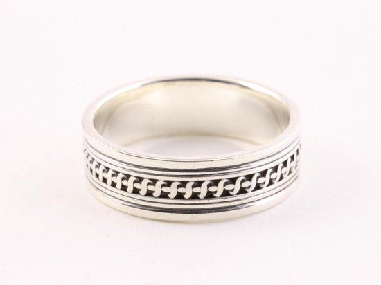 Zilveren ring met meandergravering afbeelding 1