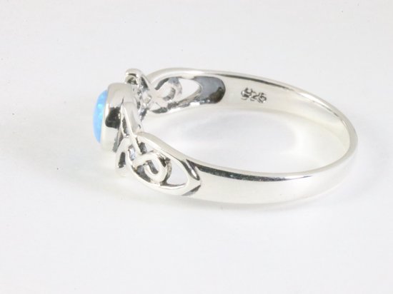 Fijne opengewerkte hoogglans zilveren ring met Australische opaal afbeelding 2