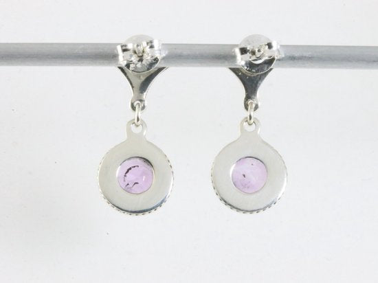 Fijne bewerkte zilveren oorstekers met amethist en blauwe topaas afbeelding 3