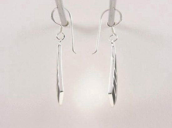 Zilveren oorbellen met onyx afbeelding 2