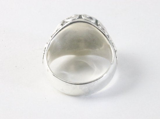 Zware bewerkte zilveren ring met parelmoer afbeelding 3