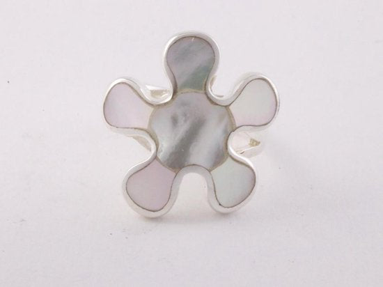 Zilveren ring met parelmoer afbeelding 3