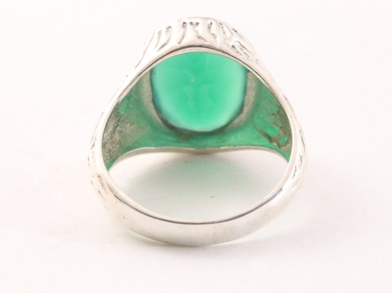 Bewerkte zilveren herenring met groene onyx afbeelding 3