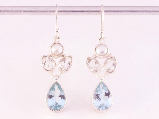 Zilveren oorbellen met blauwe en witte topaas en zoetwater parel afbeelding 4