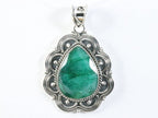 Bewerkte zilveren hanger met smaragd afbeelding 4