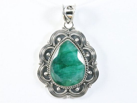 Bewerkte zilveren hanger met smaragd afbeelding 4