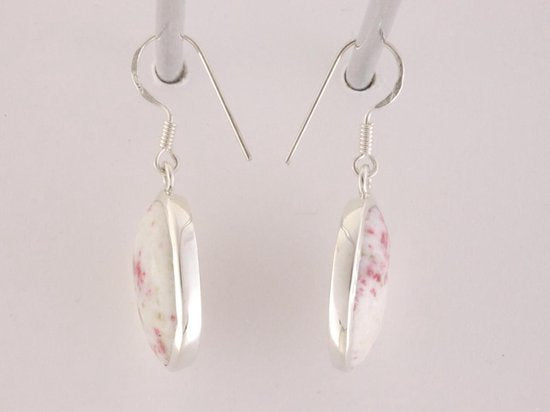 Ovale zilveren oorbellen met cinnaber afbeelding 4